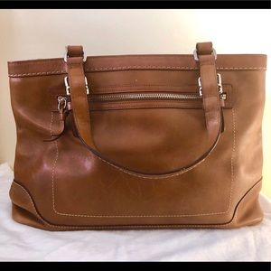 Coach leather shoulder bag